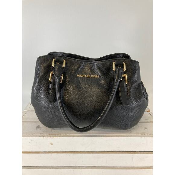 MICHAEL KORS, MEDIUM SIZE BLACK PEBBLED LEATHER HANDBAG - Picture 2 of 16